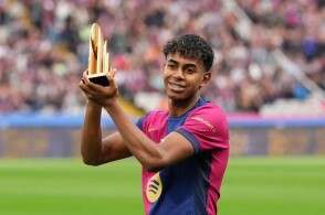 FC首尔官方：我们向球迷致歉，亚冠战绩低迷理应接受批评