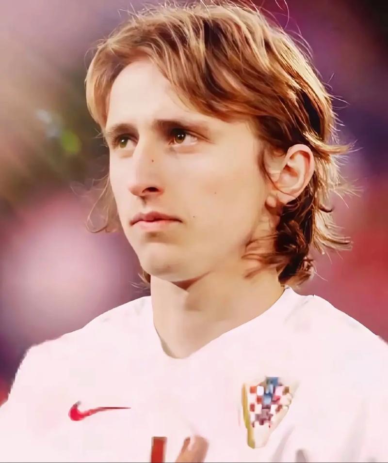 棋牌与数学：从零和博弈看普通人的赢钱几率。（数学视角下的棋牌：零和博弈揭示普通人的赢率）