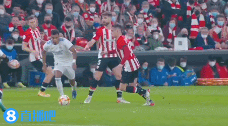 字母哥宣布重要决定！湖人赶紧交易吧，东詹能否夺冠就看这次了