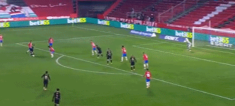 体坛联播｜曼城、利物浦、热刺战平，曾凡博时隔246天回归