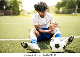 意甲综合：让二追三 米兰双雄大逆转