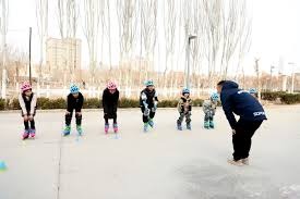 三鹰哥冬季游泳