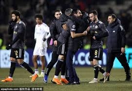 康宁汉姆在活塞12连胜期间，场均贡献30+10+5