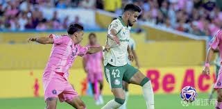 【王者荣耀】广州TTG官宣人员变动：主教练风君正式离队 打野选手嘉宝加盟